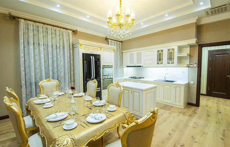 Royal Residence 29/78