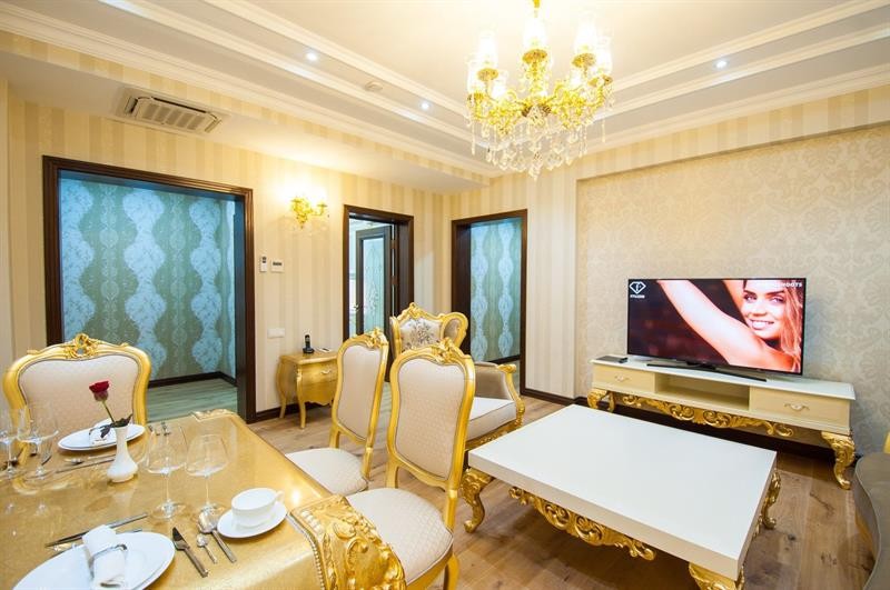 Royal Residence 14/78