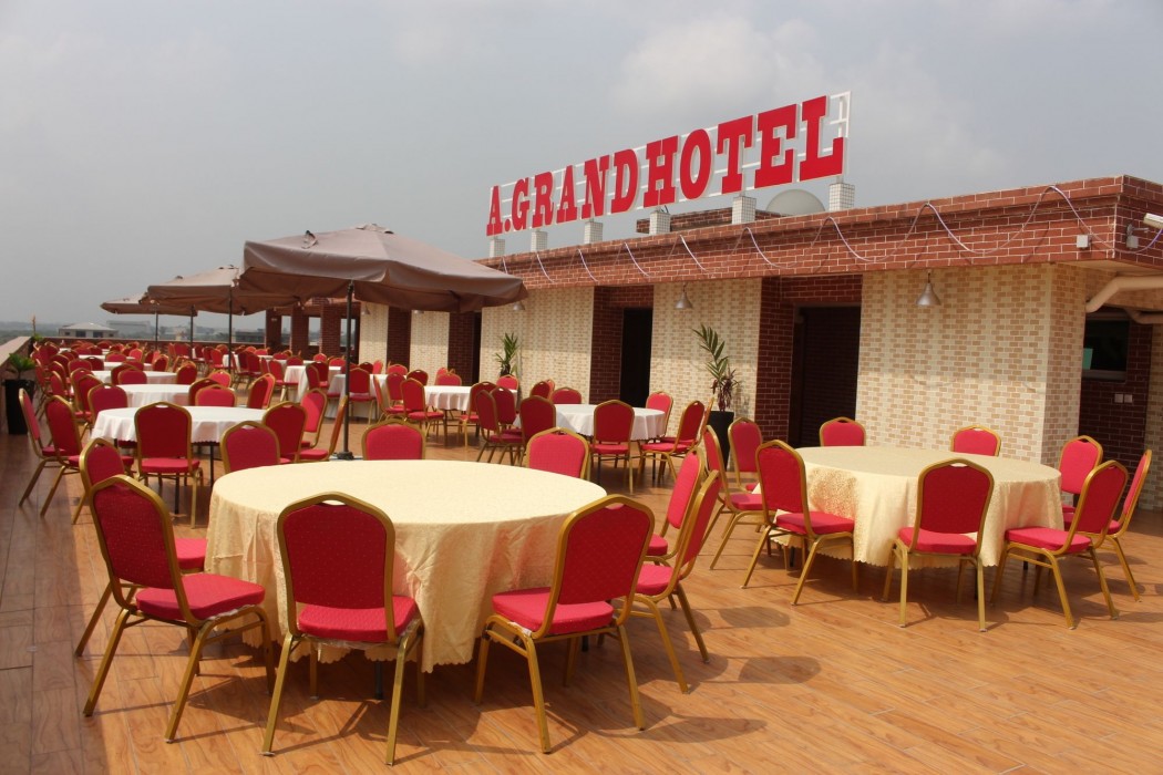 Adamaoua Grand Hotel 65/81