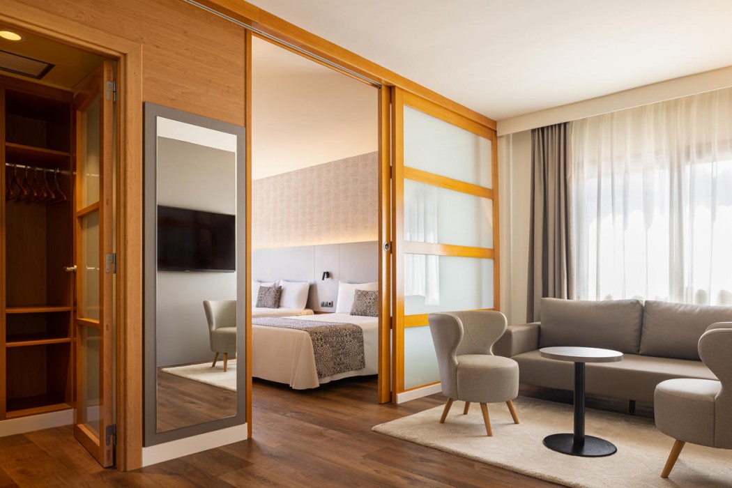 Golden Bahia De Tossa & Spa 18/75