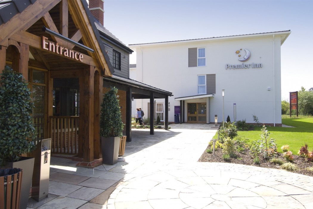 Premier Inn Corby 24/32