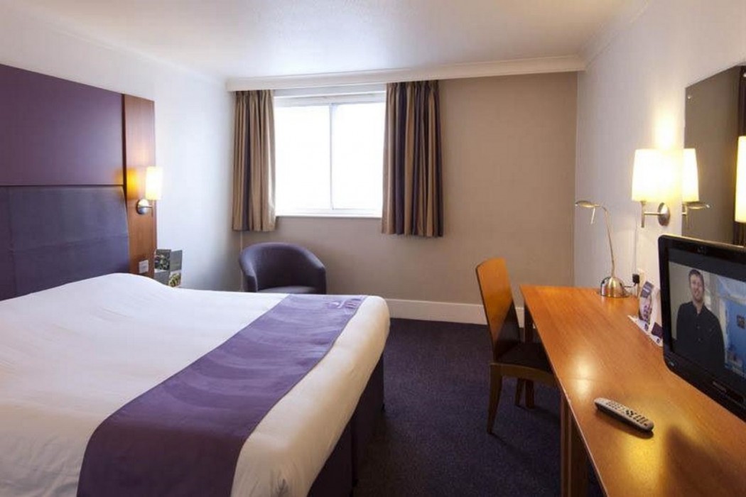 Premier Inn Corby 19/32