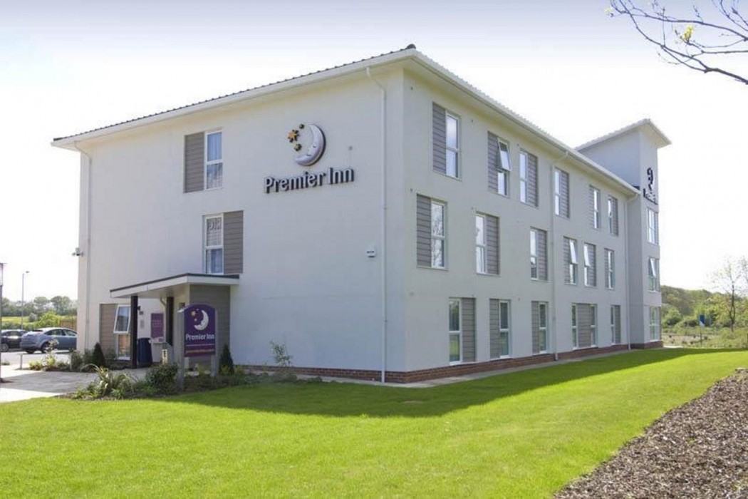 Premier Inn Corby 20/32