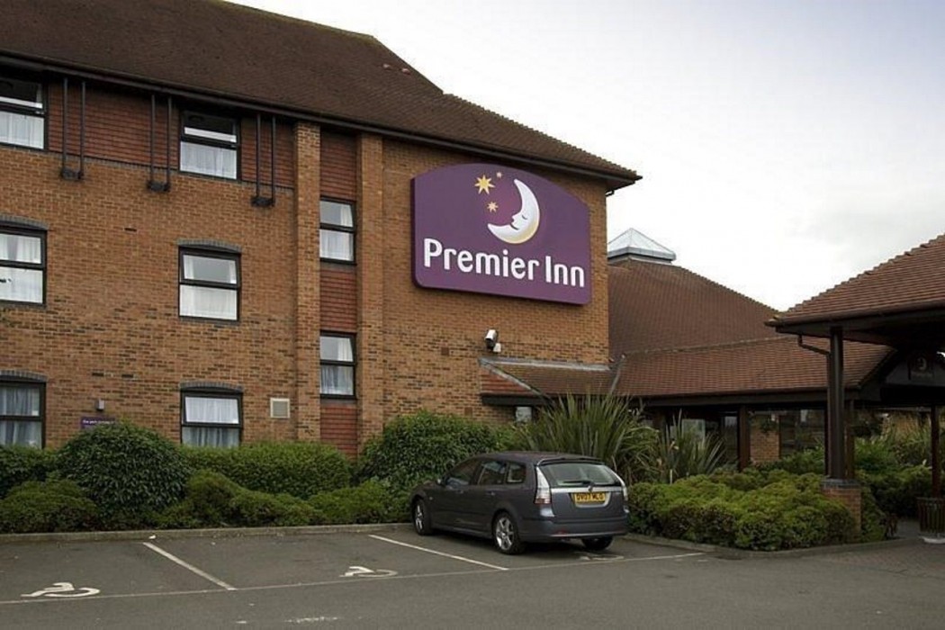 Premier Inn York South West 12/16