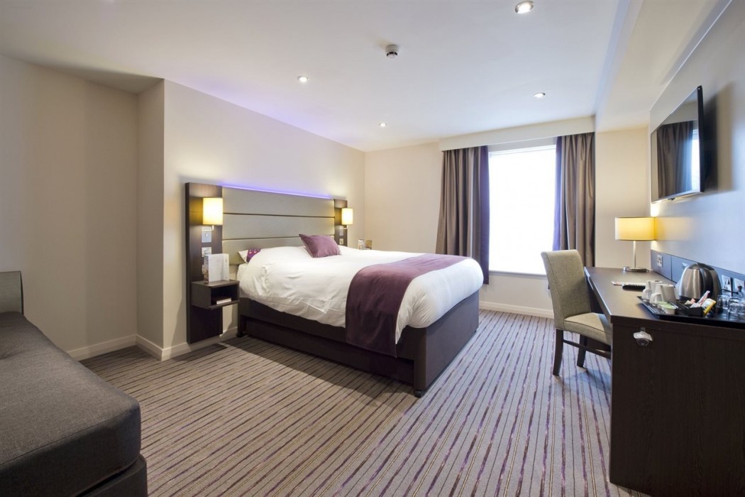 Premier Inn Buxton hotel 9/57