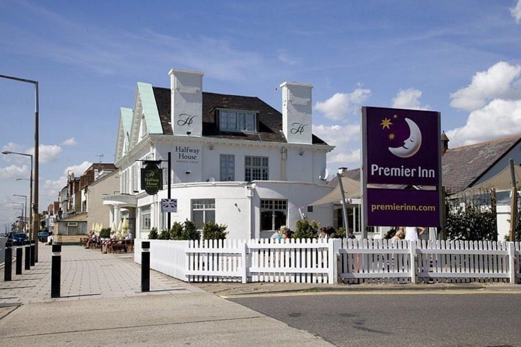 Premier Inn Southend-On-Sea (Thorpe Bay) 12/23