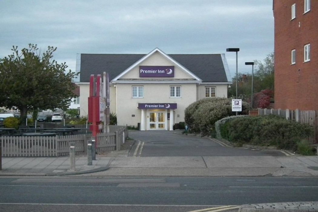 Premier Inn Southend-On-Sea (Thorpe Bay) 16/23