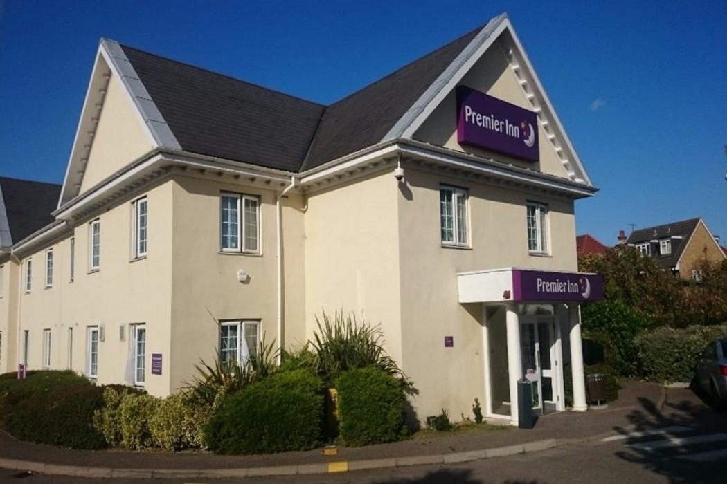 Premier Inn Southend-On-Sea (Thorpe Bay) 18/23