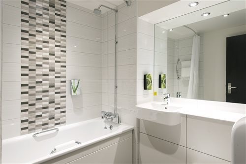 Premier Inn Bournemouth East Cliff hotel 8/38