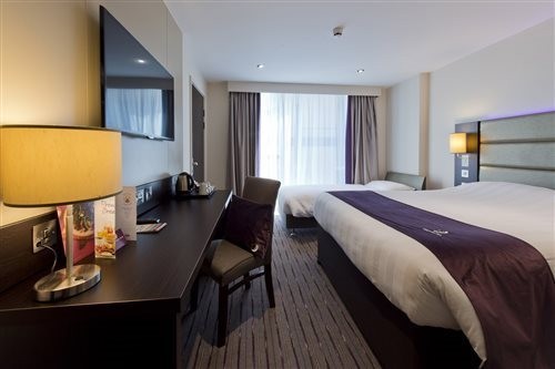 Premier Inn Bournemouth East Cliff hotel 7/38