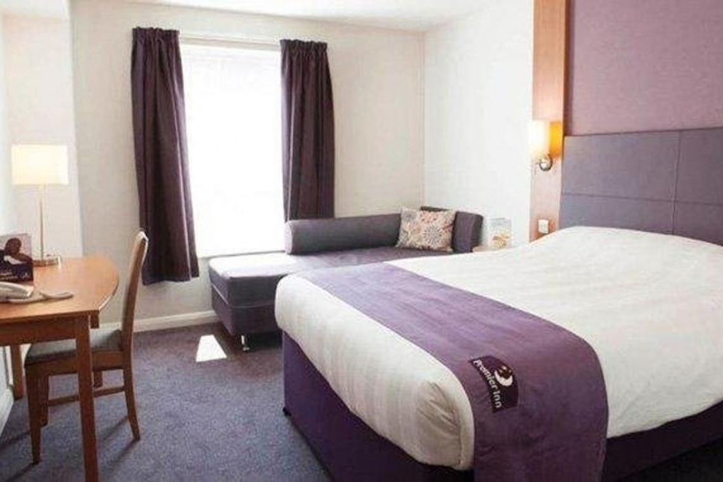 Milton Keynes Central (Xscape) hotel 12/39