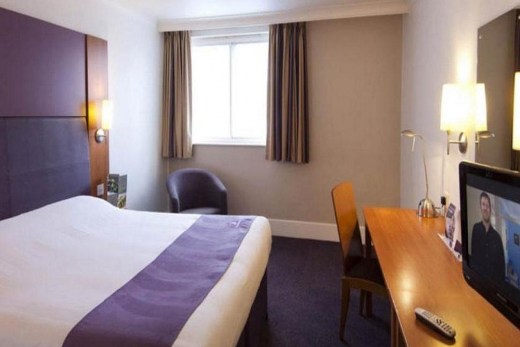 Milton Keynes Central (Xscape) hotel 11/39