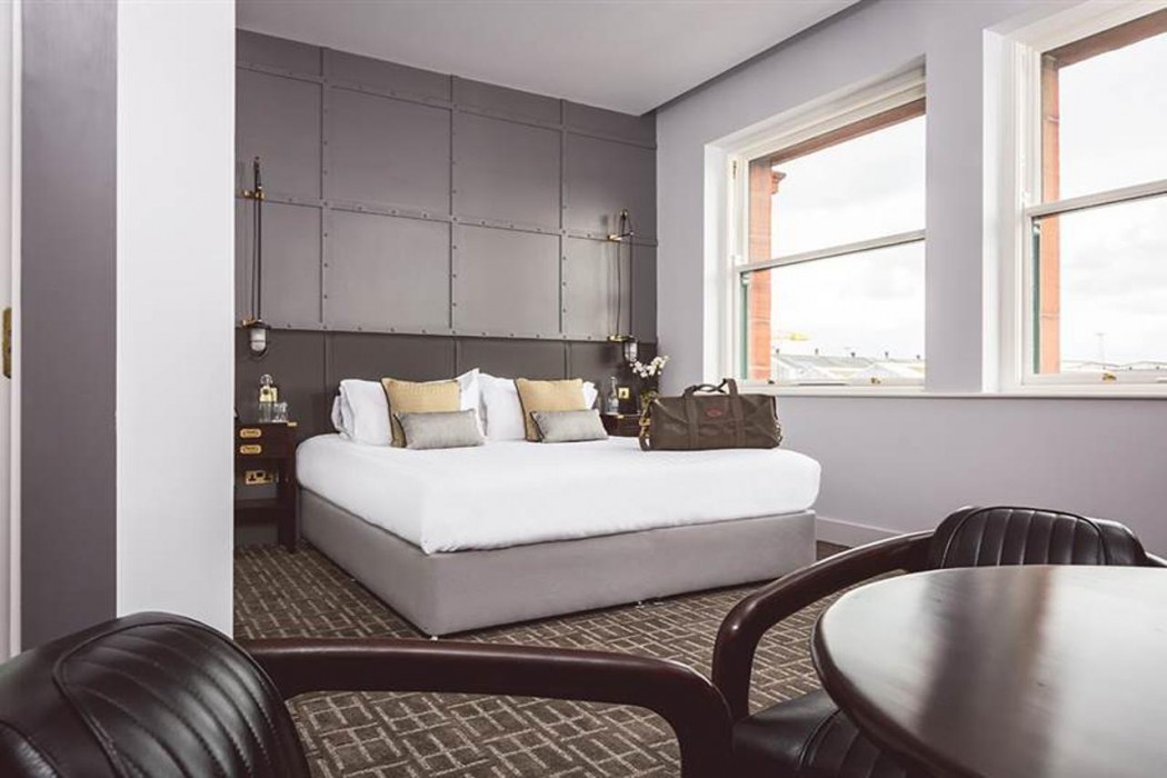 Titanic Hotel Belfast 9/43