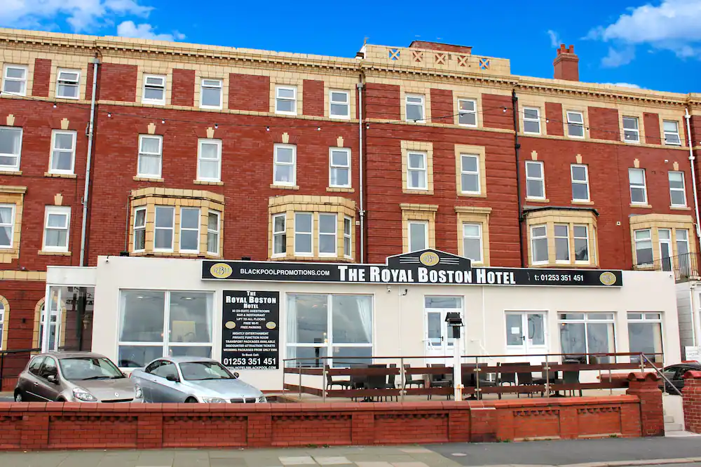 The Royal Boston Hotel 1/54