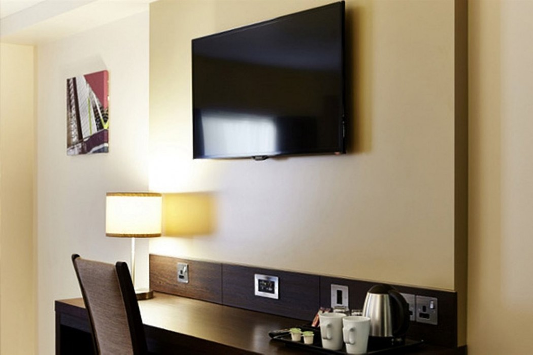 Premier Inn Slough West (Slough Trading Estate) Hotel 17/42