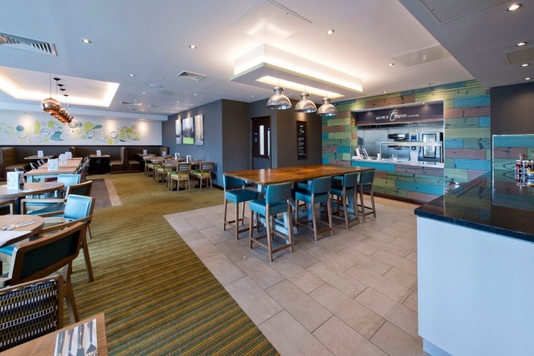 Premier Inn Slough West (Slough Trading Estate) Hotel 14/42