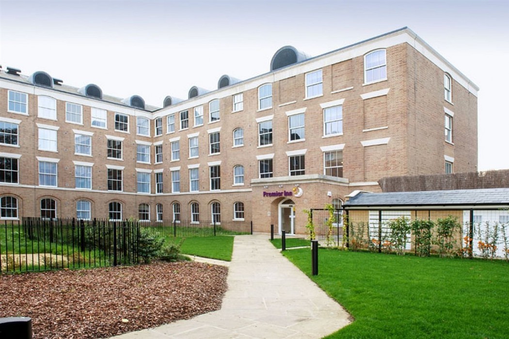 Premier Inn Bury St Edmunds Town Centre 16/40