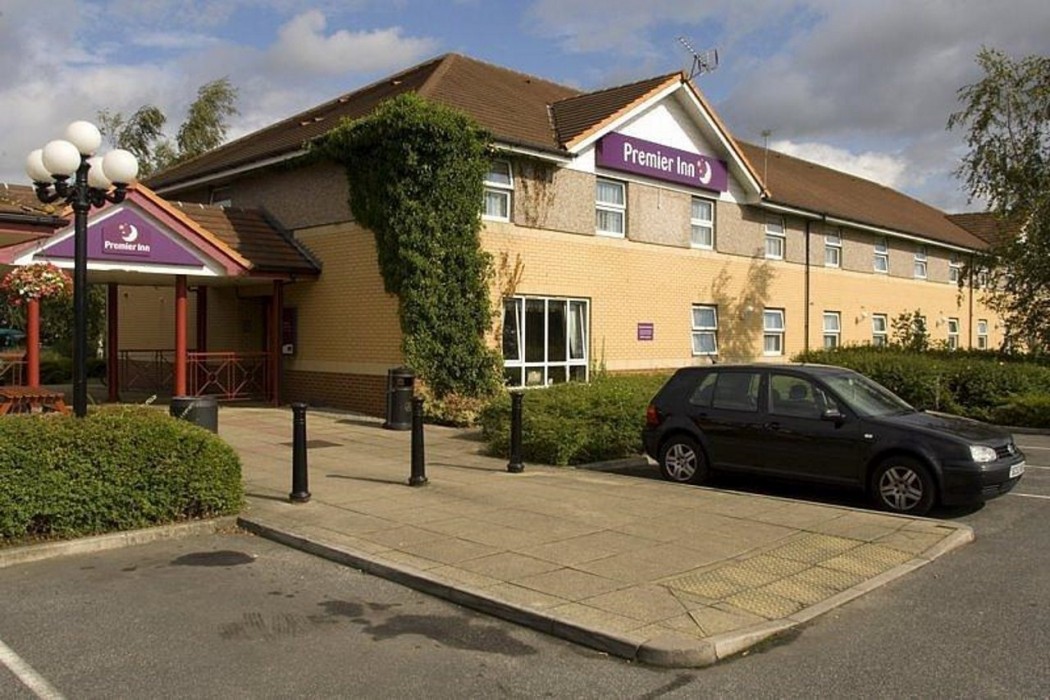 Premier Inn Pontefract North 9/37