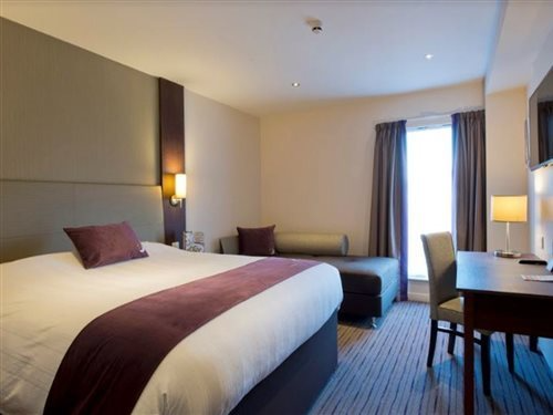 Premier Inn Exeter City Centre hotel 7/40