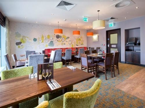 Premier Inn Exeter City Centre hotel 15/40