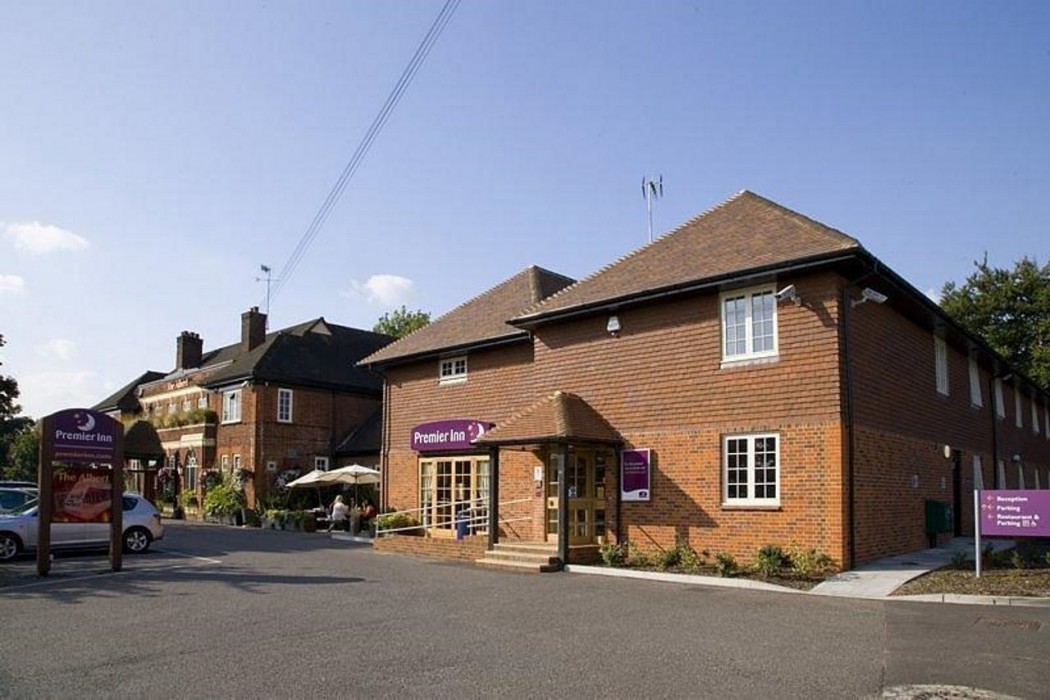 Premier Inn Colchester (Cowdray Avenue) 11/70