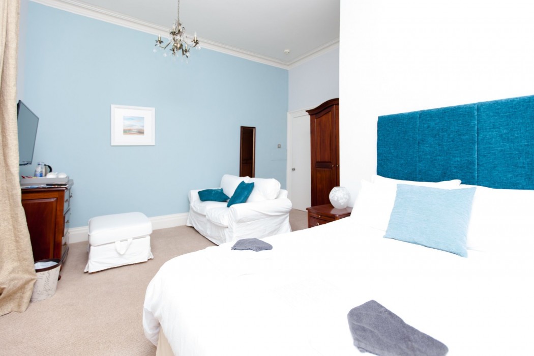 Crofton House Hotel 23/68