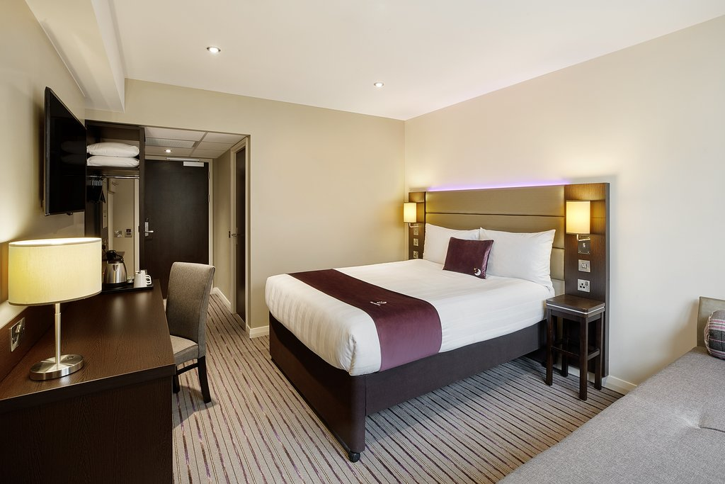 Room at Premier Inn Glasgow (Cumbernauld), GLASGOW