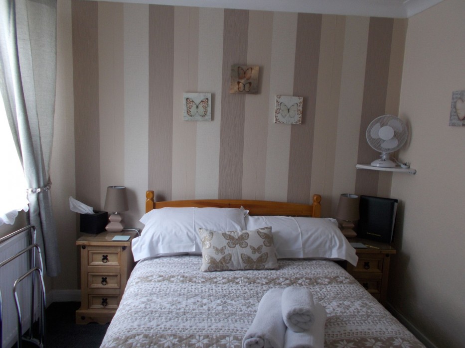 OYO Twins Palms Guest House 31/59
