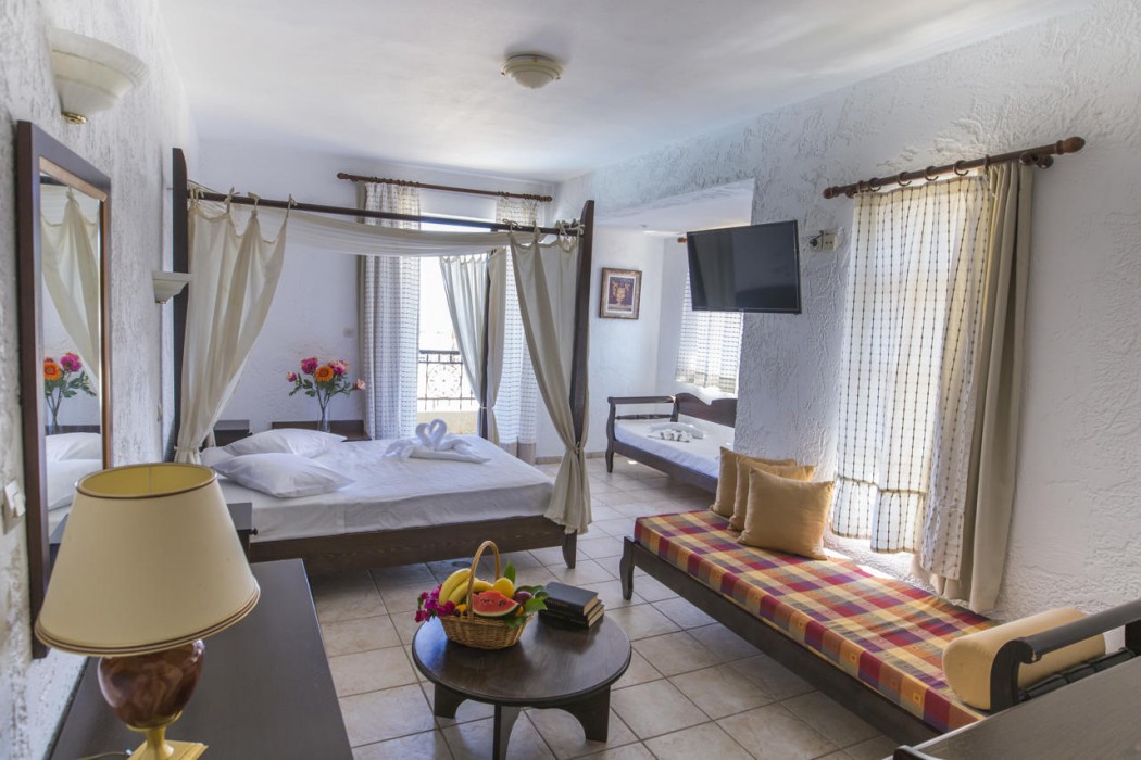 Creta Aquamarine Hotel 10/88