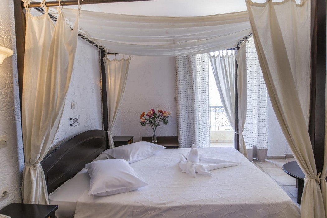 Creta Aquamarine Hotel 25/88