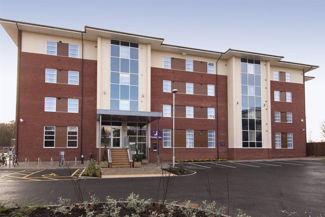 Premier Inn Burton On Trent Central 13/68
