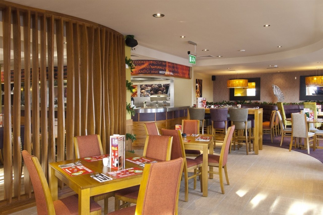 Premier Inn Burton On Trent Central 24/68