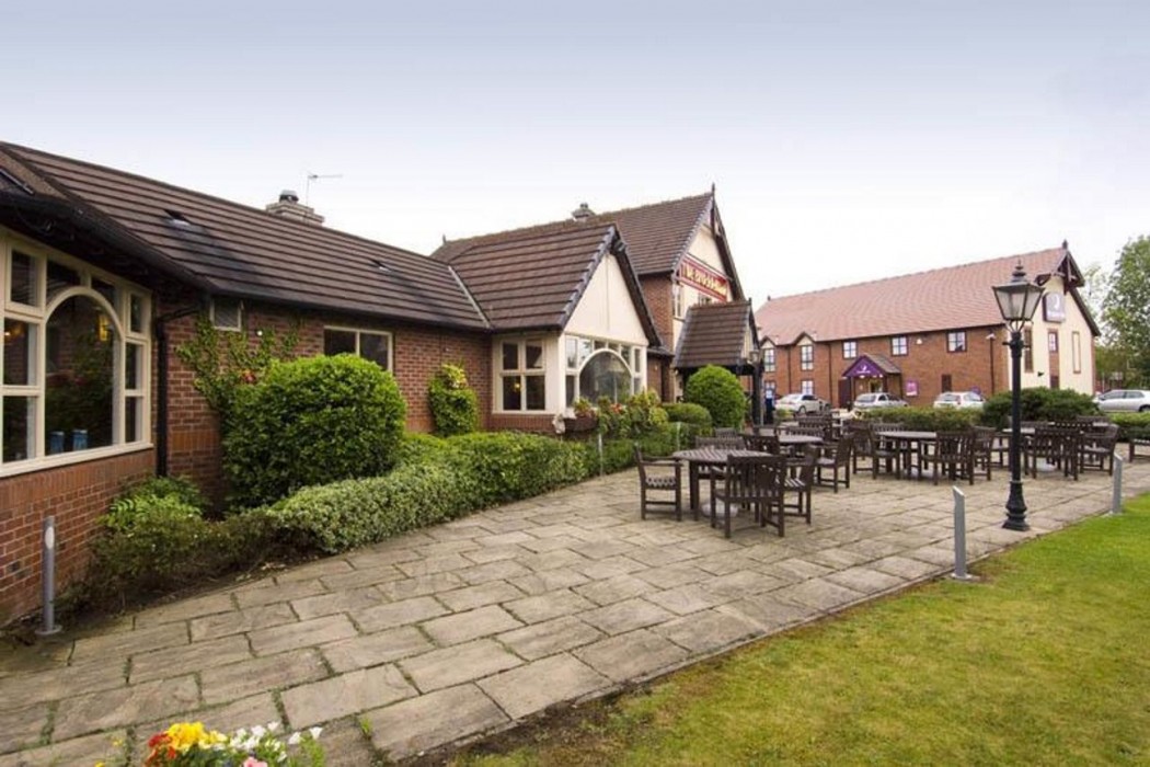 Premier Inn Crewe Central 23/42
