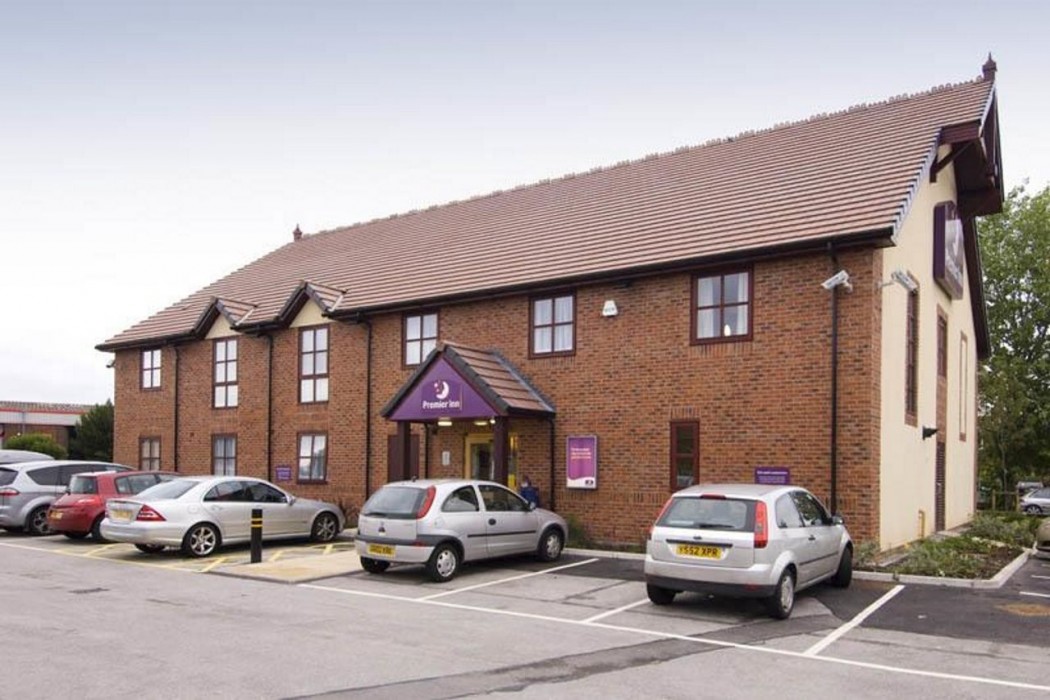 Premier Inn Crewe Central 28/42