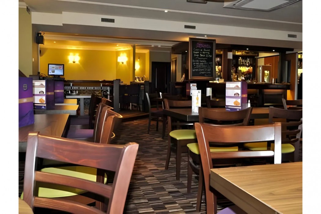 OYO Lochway Hotel 27/38