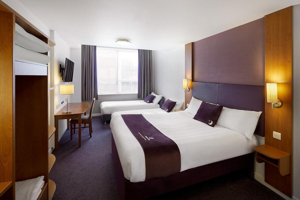 Premier Inn Stockport South 6/32