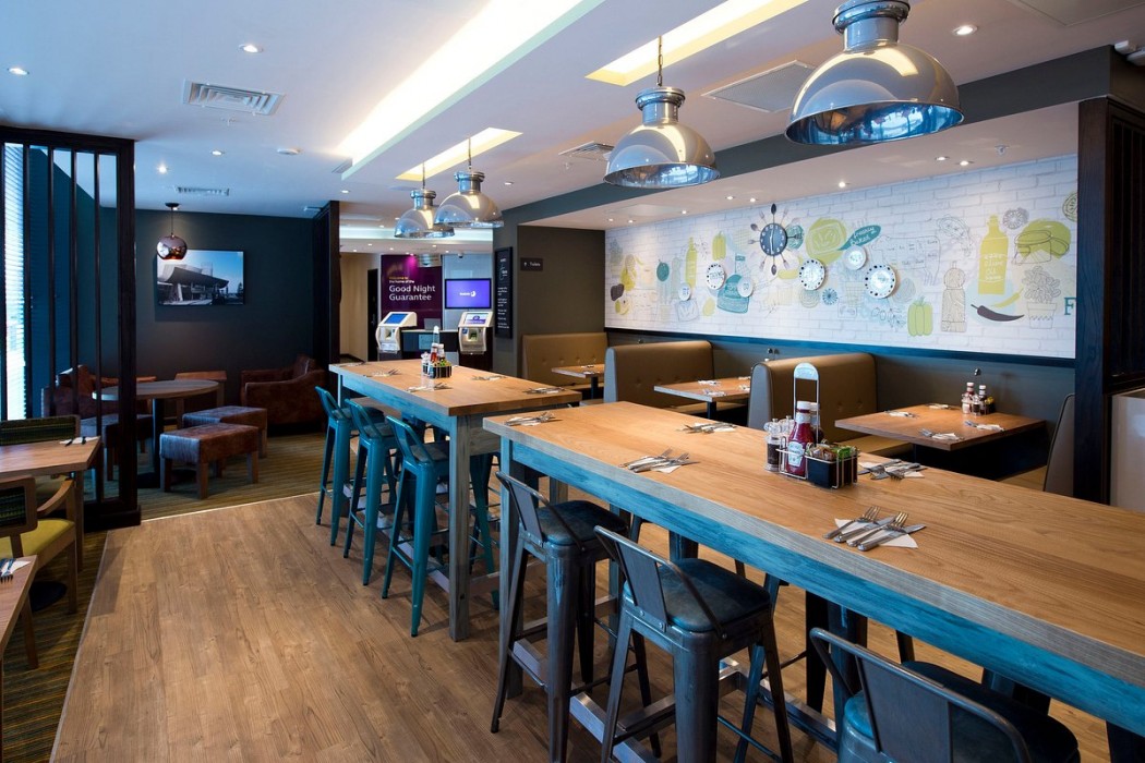 Premier Inn Manchester Salford Media City Hotel 20/44