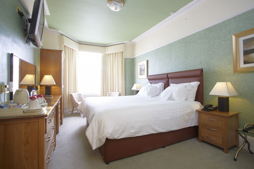 Invicta Hotel 27/64