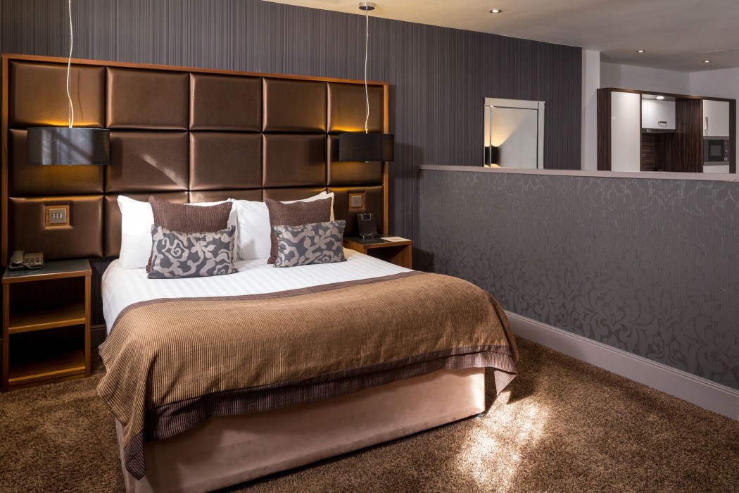 Roomzzz Newcastle 31/68