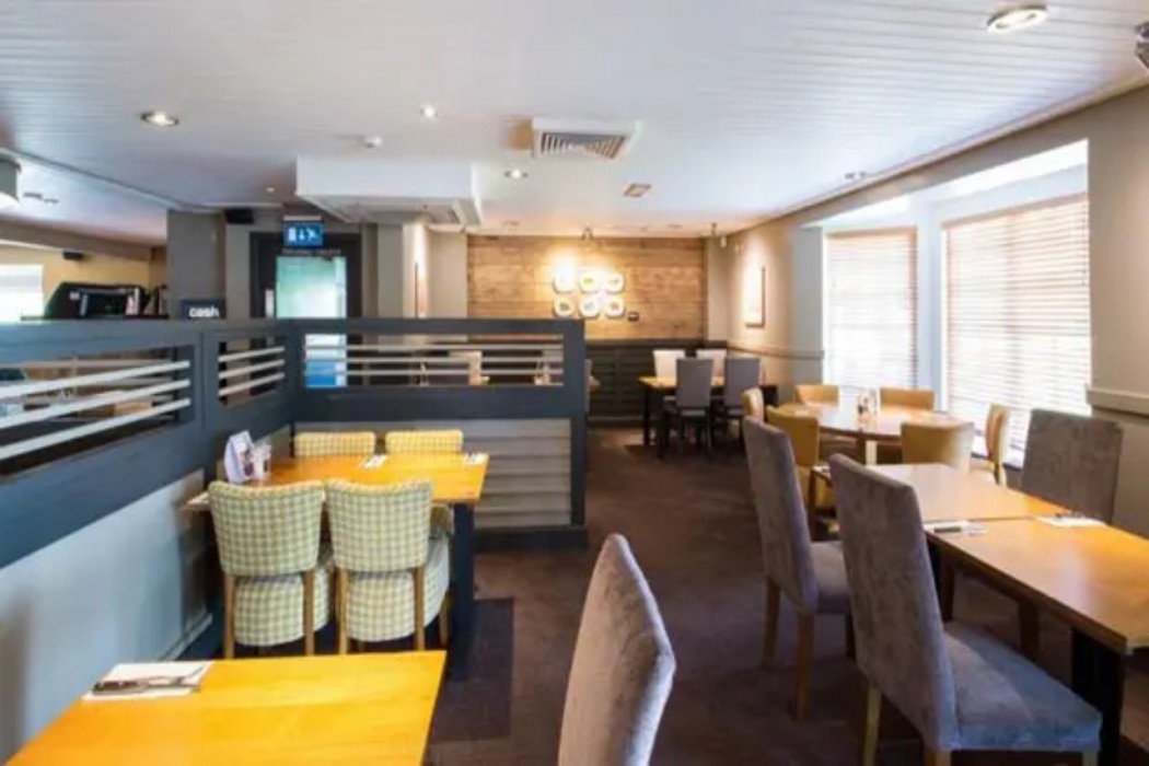 Premier Inn Llanelli Central East Hotel 20/50