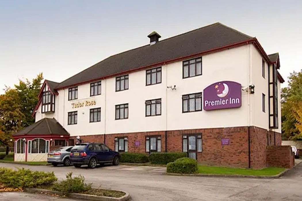 Premier Inn Wirral (Two Mills) 1/27