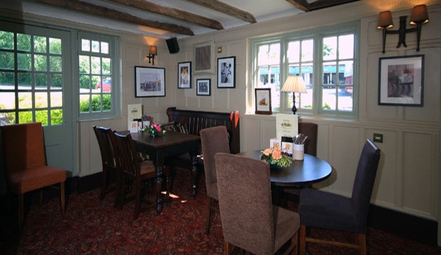 Premier Inn East Grinstead 15/32