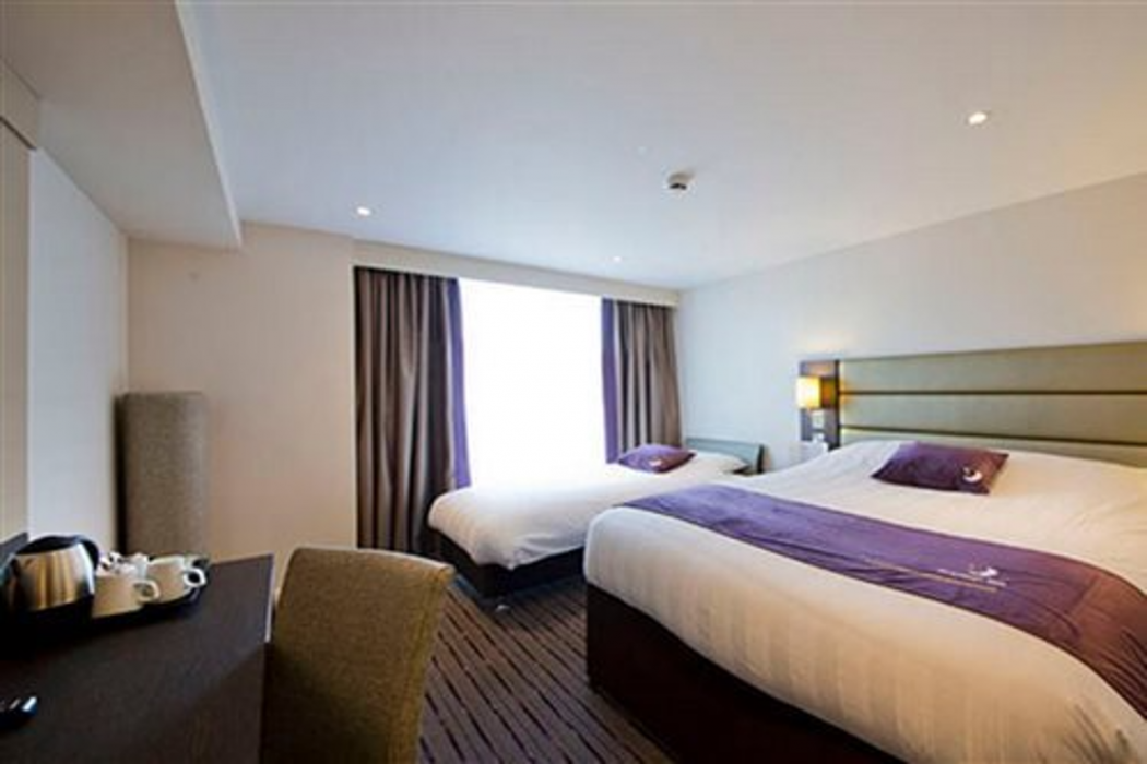 Premier Inn Edinburgh City Centre Royal Mile 7/37