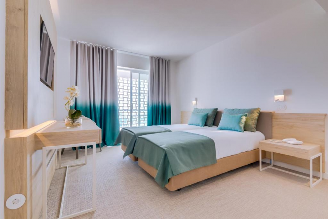 Room at Hotel Sol e Mar Albufeira - Adults Only, ALBUFEIRA