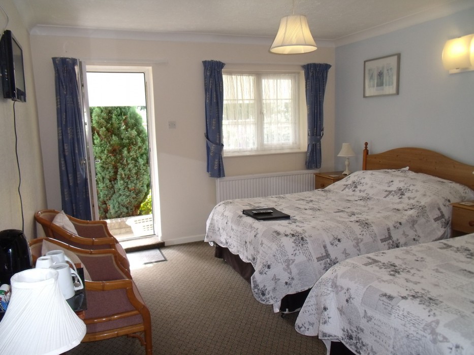 The New Inn Motel 41/93