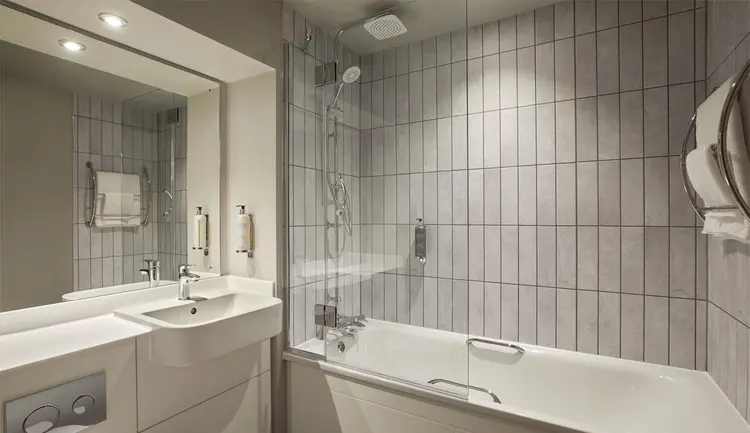 Premier Inn Bradford Central 23/50