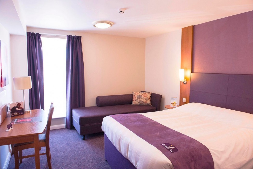 Premier Inn East Midlands Airport 7/42