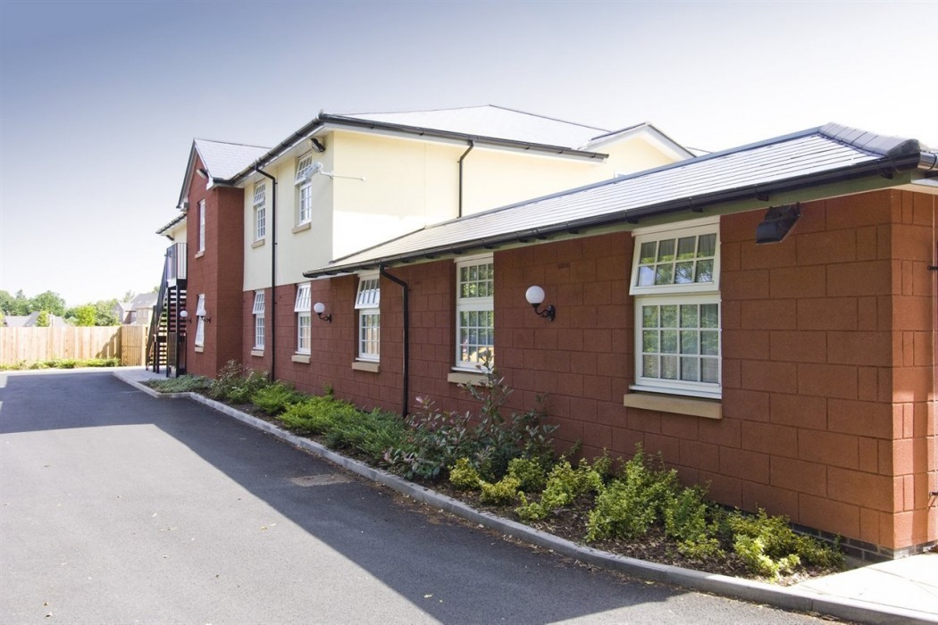 Premier Inn Shrewsbury North (Harmer Hill) 24/39