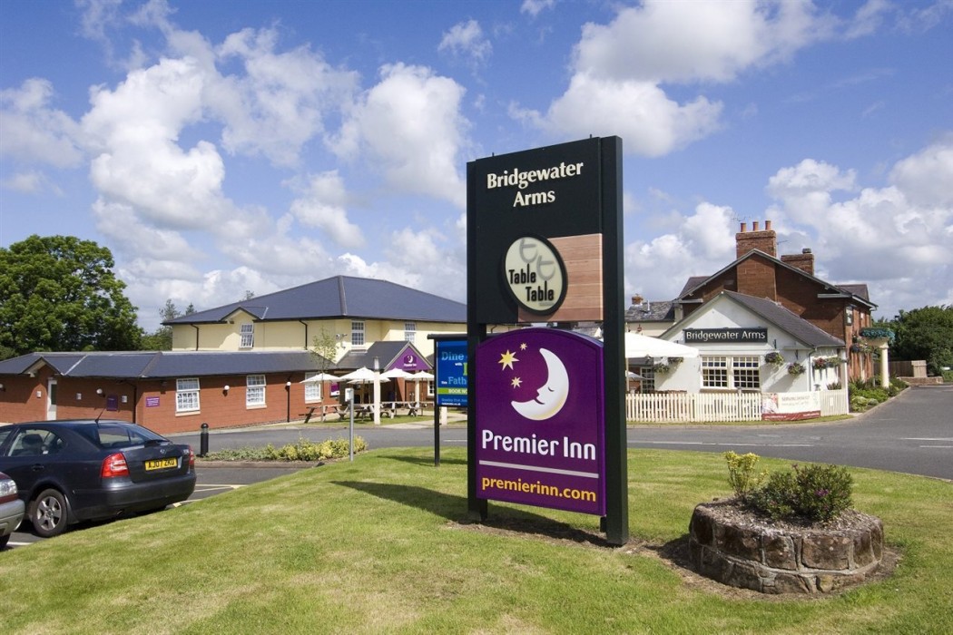 Premier Inn Shrewsbury North (Harmer Hill) 21/39