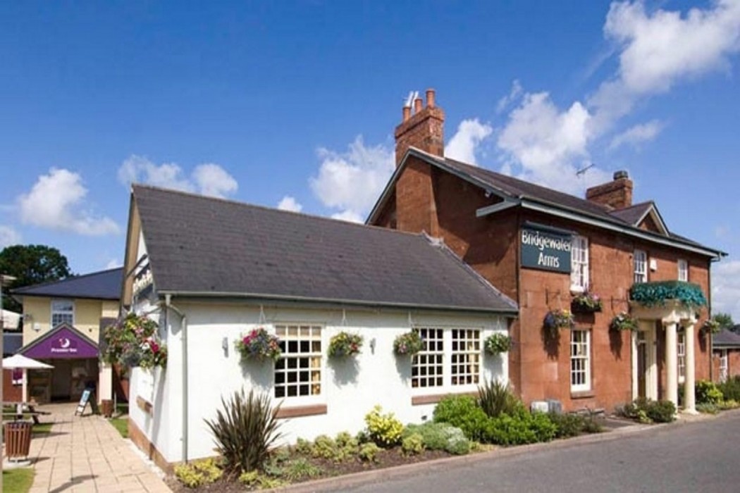 Premier Inn Shrewsbury North (Harmer Hill) 14/39
